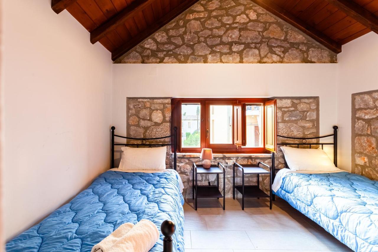 Seaside Dukes Villas Паралион-Астрос Экстерьер фото